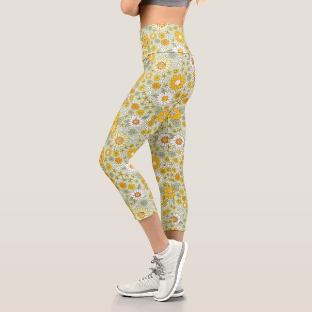 Gelbes Blumengartenmuster Capri Leggings (Links)