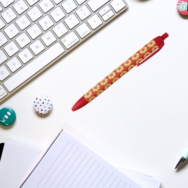 Gelbes Dahlia auf rotem Muster Kugelschreiber (In Situ)