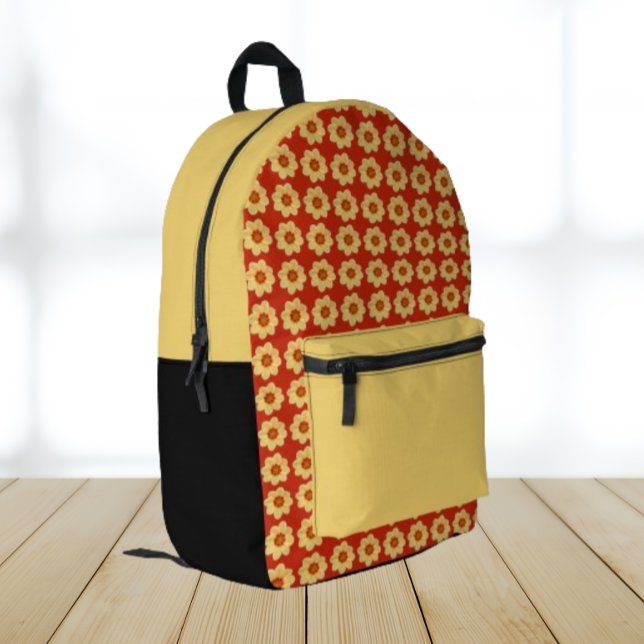 Gelbes Dahlia-Blumenmuster auf Rot Bedruckter Rucksack (In Situ Angled)