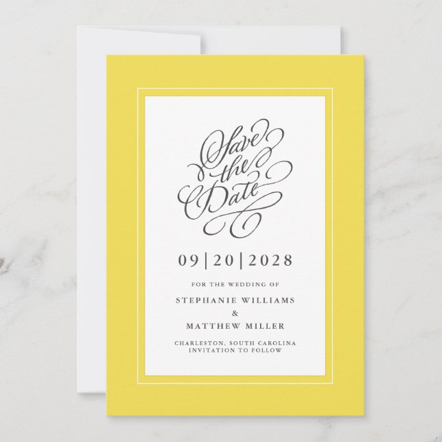 Gelbes Elegant Hochzeitkalligrafie-Script-Chic Save The Date (Vorderseite)