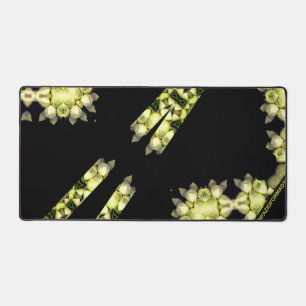 Gelbes gebrochenes Herz schwarz aus Silber Schreibtischunterlage