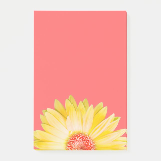 Gelbes Gerbera-Gänseblümchen auf Rosa Post-it Klebezettel (Vorderseite)