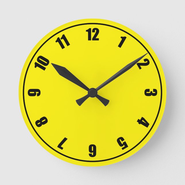 Gelbes Gesicht Runde Wanduhr (Vorderseite)