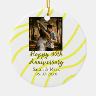 Gelbes goldenes Foto 30. Hochzeitstag Name  Keramik Ornament