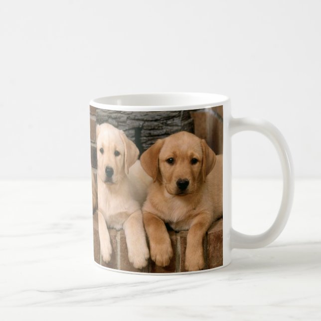 Gelbes Labrador retriever Tasse (Rechts)