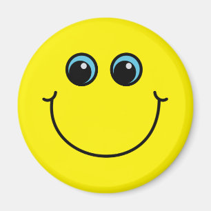 Gelbes lächelndes Emoji stellen gegenüber Magnet