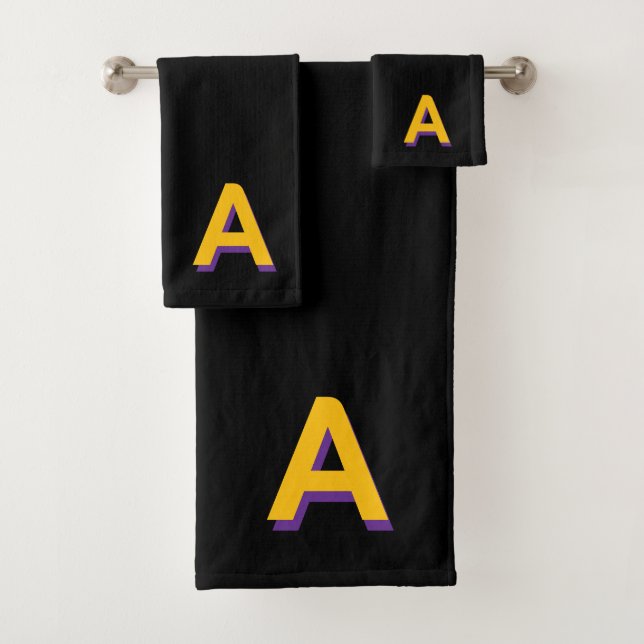 Gelbes Monogramm auf Schwarz Badhandtuch Set (Insitu)
