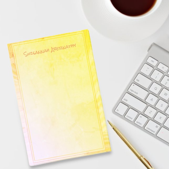 Gelbes Ombre Rosa Border Individuelle Name Post-it Klebezettel (template note pad)
