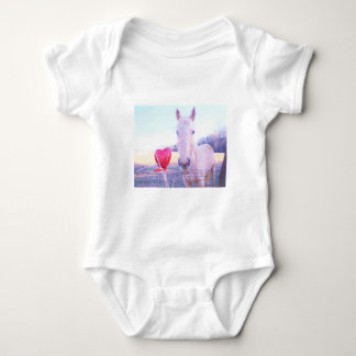 Gelbes Pferd und Rotes Herz Baby Strampler