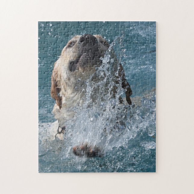 Gelbes schwimmendes Labrador retriever Puzzle (Vertikal)
