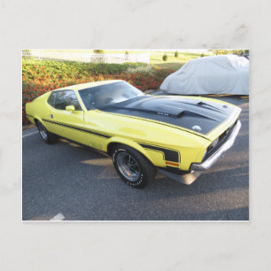 Gelbes Sportwagen Postkarte