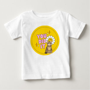gelbes süßes Retro- und Katzen-Design T-Shirt