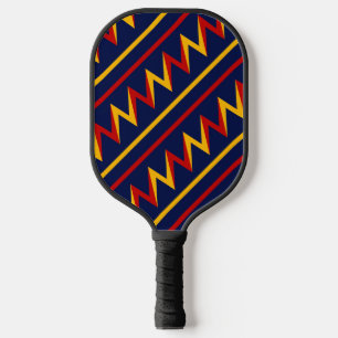 Gelbes und rotes Zig Zag Racing Background Pickleball Schläger