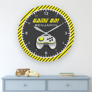 Gelbweißer Videospielcontroller Kinderzimmer Große Wanduhr