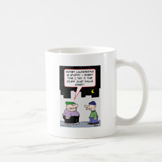 Geldwäsche fällt auseinander tasse