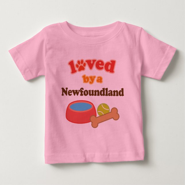 Geliebt durch ein Neufundland (Hundezucht) Baby T-shirt (Vorderseite)