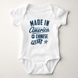 Gemacht in Amerika mit chinesischen Teilen Baby Strampler
