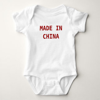 GEMACHT IN DER CHINA BABY STRAMPLER