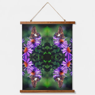Gemäldete Lady Butterfly auf Aster-Blume Abstrakt Wandteppich Mit Holzrahmen