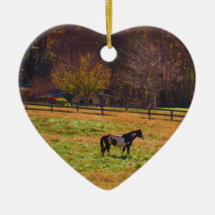 Gemäldetes Pferd in der Ferne Keramikornament