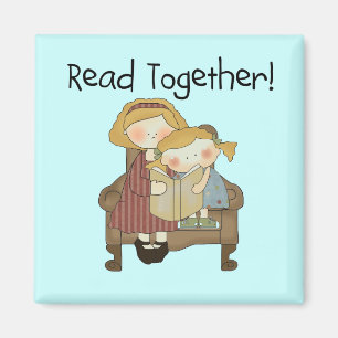 Gemeinsam lesen - Mama und Girl Tshirts und Gesche Magnet