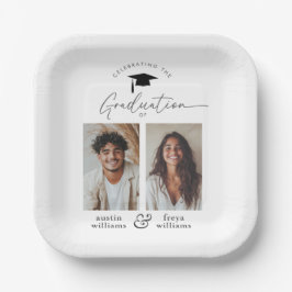 Gemeinsames Foto der Graduierungspartei 2 Pappteller