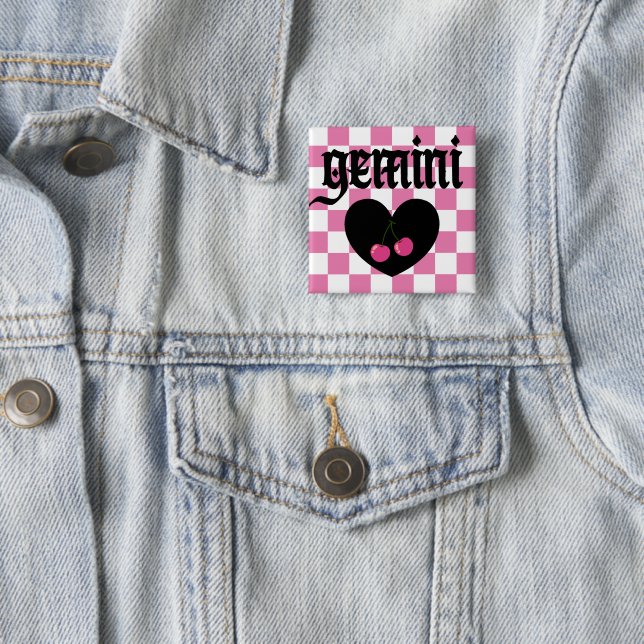 Gemini Gothic Ästhetik Schachbrett-Kirschen-Design Button (Beispiel)