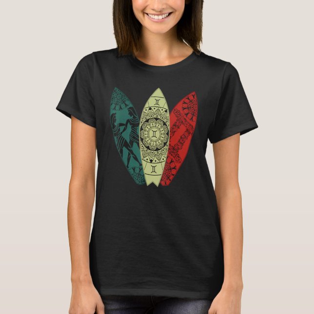 Gemini Zodiac Sign Surfboard Surfhoroskop T-Shirt (Vorderseite)