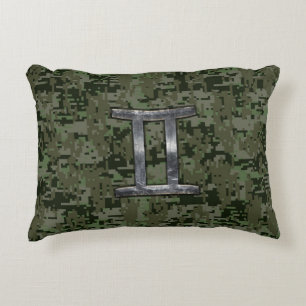 Gemini Zodiac signiert grüne digitale Camouflage Dekokissen