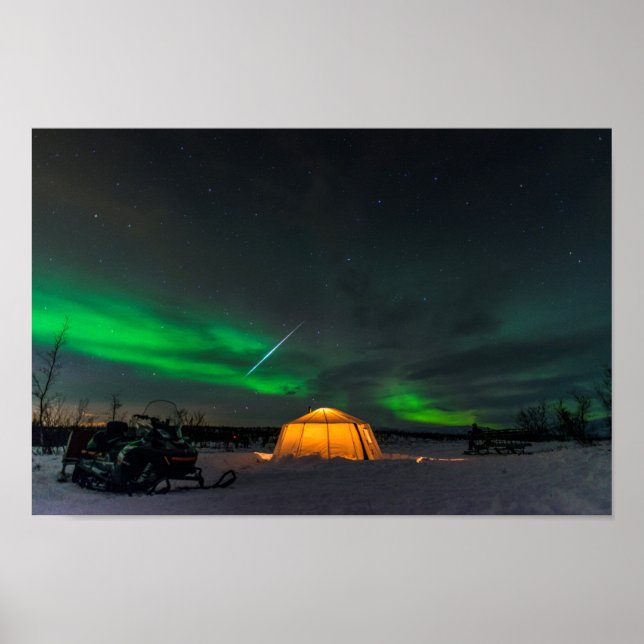 Geminid Meteor und die Nordlichter in Schweden Poster (Vorne)
