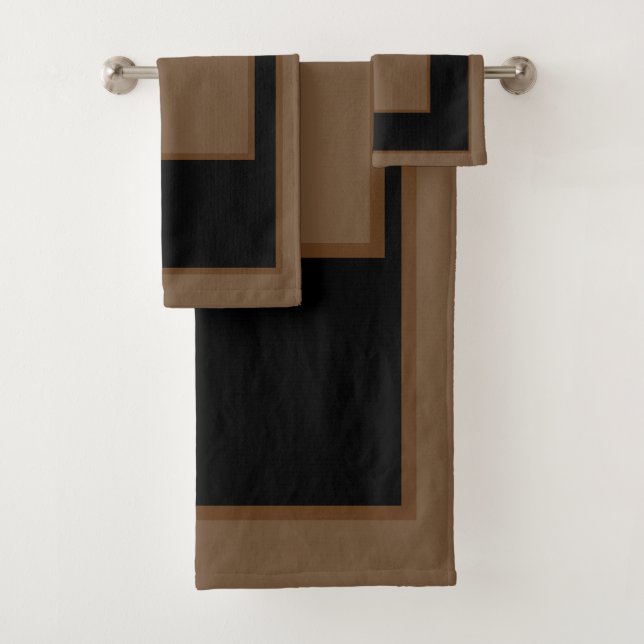 Gemustertes Bath Towel Set aus braunem Black Block (Insitu)