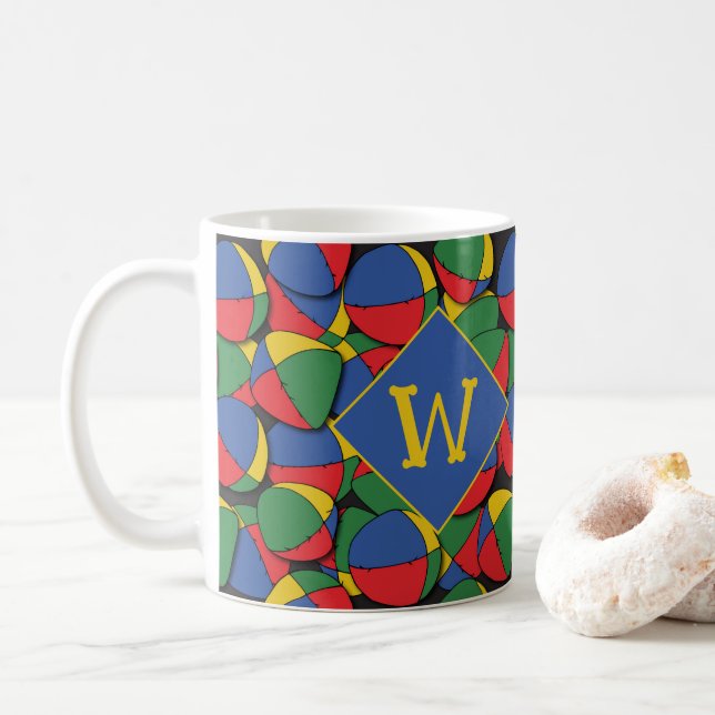 Gemustertes Monogramm des Circus Juggling Artist Kaffeetasse (Mit Donut)
