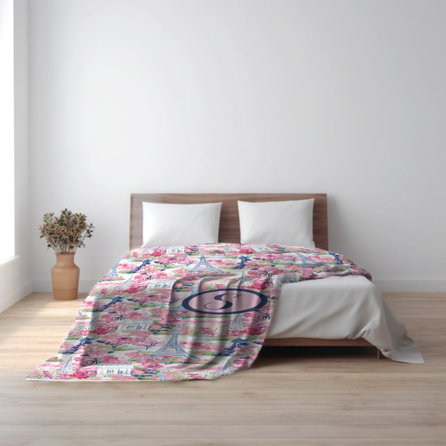 Gemustertes Monogramm Rosa und Blau Paris Fleecedecke (Von Creator hochgeladen)
