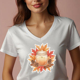 Gemütliche Herbstkerze mit Ahornblättern Herbstd T-Shirt
