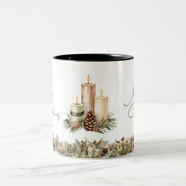 Gemütliche pastellgrüne und Elfenbein Weihnachtske Zweifarbige Tasse (Mittel)