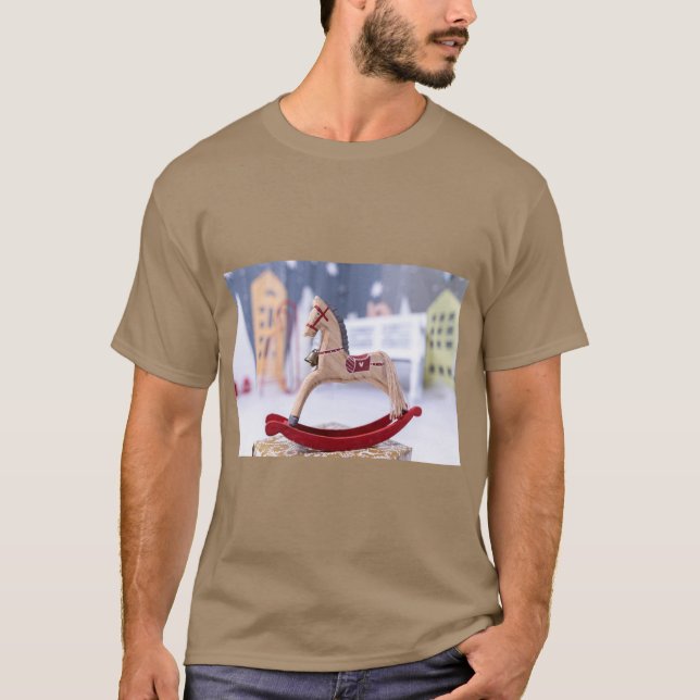 Gemütliche Winterferien-Grafik T-Shirt (Vorderseite)