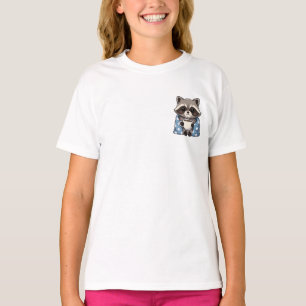 Gemütlicher süßer Waschbär in einer Punkte-Decke e T-Shirt