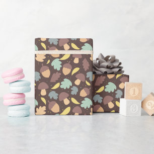 Gemütliches Herbstmuster Braune Geschenkpapierroll Geschenkpapier