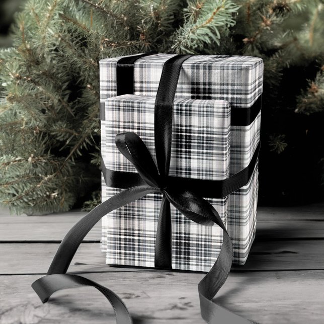 Gemütliches Schwarz-Weiß-Kariertes Flanell-Muster Geschenkpapier (Cozy Black and White Plaid Flannel Pattern Wrapping Paper)