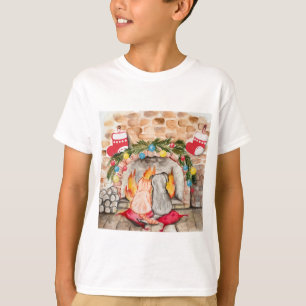 Gemütliches Weihnachtsmantel mit Hund und Katze T-Shirt