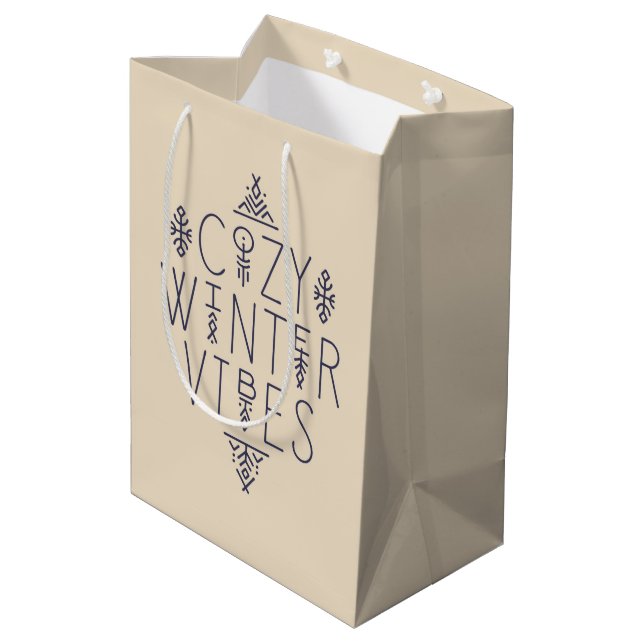 Gemütliches Wintervibes Design Mittlere Geschenktüte (Rückseite Schrägansicht)