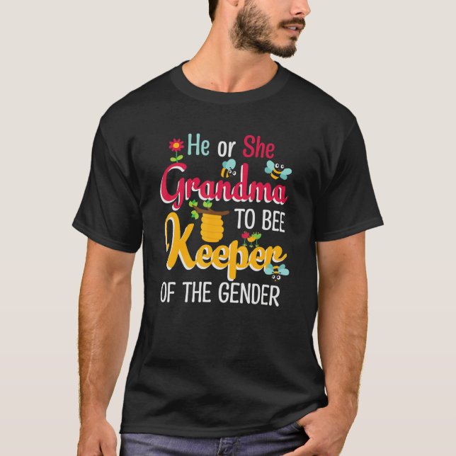 Gender Reveal Announcement Grandma To Bee Keeper H T-Shirt (Vorderseite)