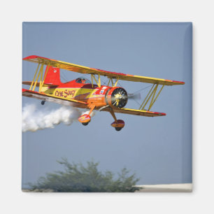 Gene Soucy führt Aerobatik in Grumman aus Magnet