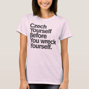 Generic Comedy™ / Tschechen Sie sich! T-Shirt