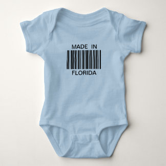 Generischer Bar-Code gemacht im T - Shirt