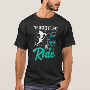 Genießen Sie den Ski-Wintersport für Skifahrer T-Shirt