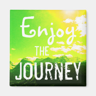 Genießen Sie die Reise-Berge mit gelbem Himmel Magnet