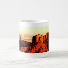 Genießen Sie einen Sedona Sonnenuntergang jeden Tasse
