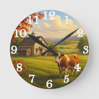 Gentle cow in pastoral countryside runde wanduhr