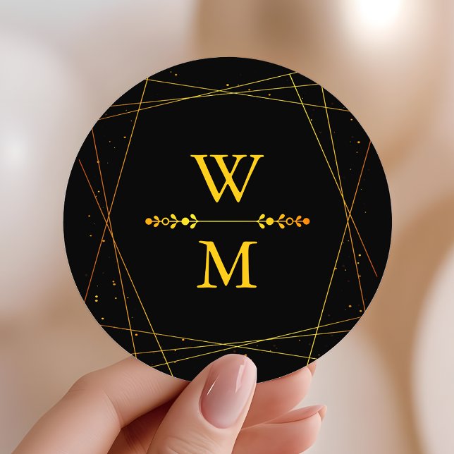 Geometric Black and Gold Monogram Wedding Favor Runder Aufkleber (Von Creator hochgeladen)